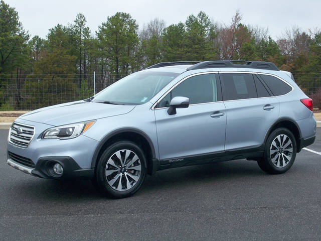 2015 Subaru Outback 2.5i Limited AWD photo