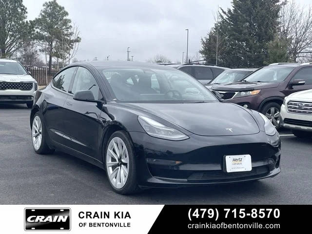 2022 Tesla Model 3  RWD photo