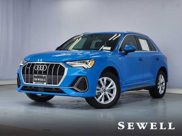 2023 Audi Q3 S line Premium AWD photo