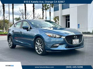 2018 Mazda 3 Touring FWD photo