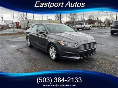 2016 Ford Fusion SE FWD photo