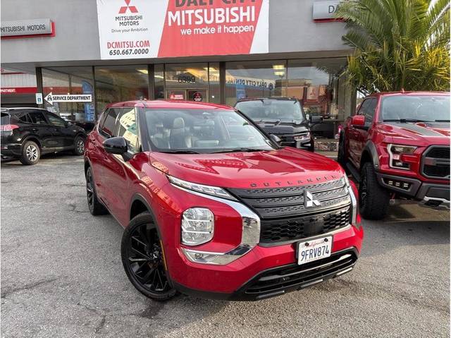 2023 Mitsubishi Outlander SE Black Edition FWD photo