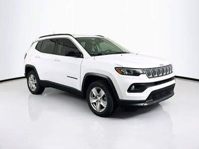 2022 Jeep Compass Latitude 4WD photo