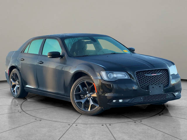 2023 Chrysler 300 300S RWD photo