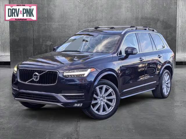 2016 Volvo XC90 T6 Momentum AWD photo