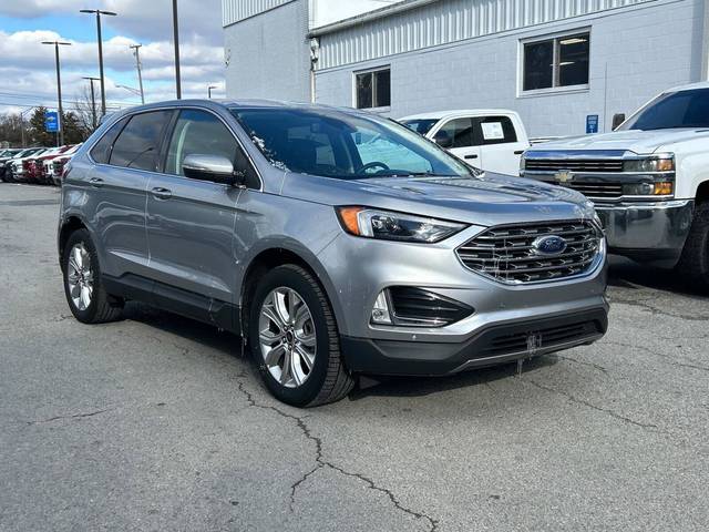 2023 Ford Edge Titanium AWD photo