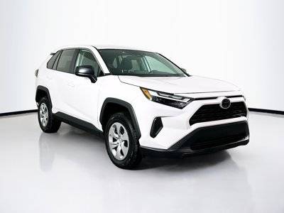 2023 Toyota RAV4 LE AWD photo