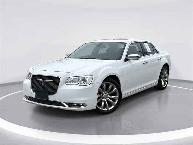 2020 Chrysler 300 Limited RWD photo