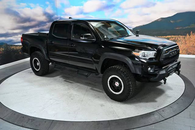 2018 Toyota Tacoma TRD Pro 4WD photo