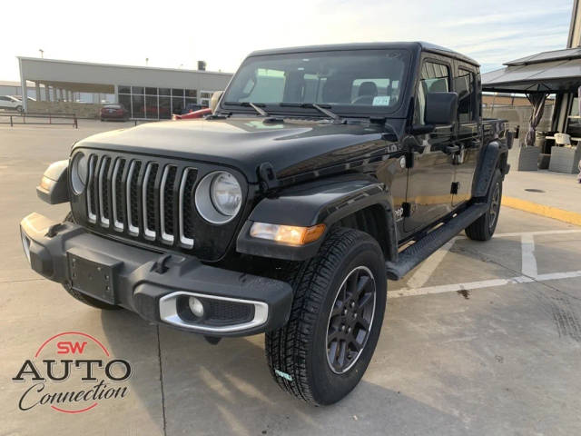 2023 Jeep Gladiator Overland 4WD photo