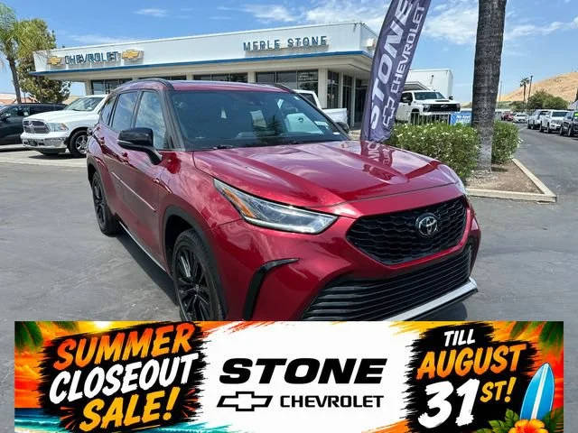2023 Toyota Highlander XSE FWD photo