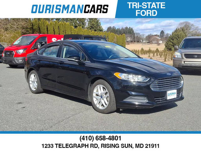 2016 Ford Fusion SE FWD photo