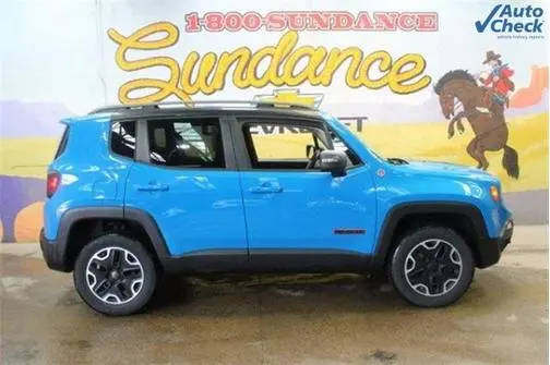 2015 Jeep Renegade Trailhawk 4WD photo