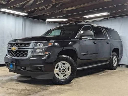 2016 Chevrolet Suburban LS 4WD photo