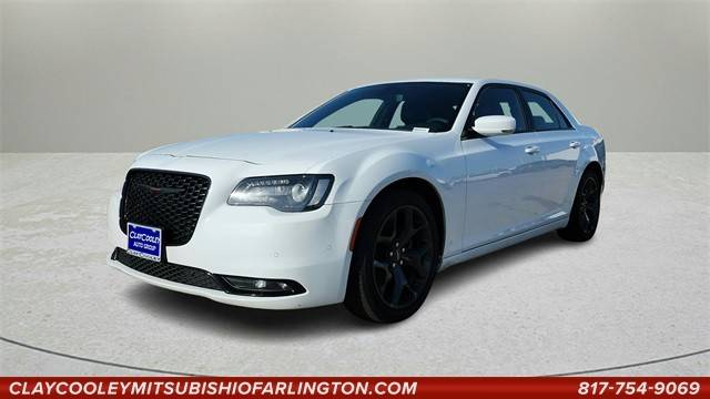 2023 Chrysler 300 300S RWD photo