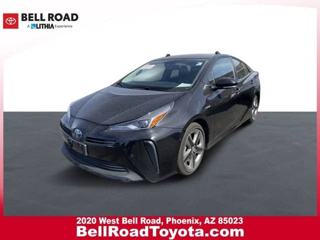 2021 Toyota Prius XLE FWD photo