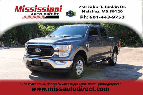 2022 Ford  XLT 4WD photo