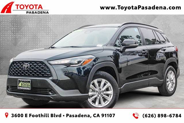 2023 Toyota Corolla Cross LE FWD photo