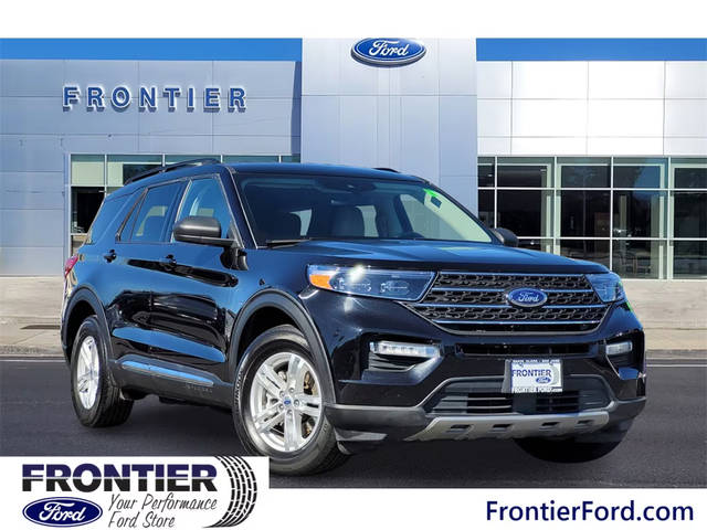 2023 Ford Explorer XLT 4WD photo