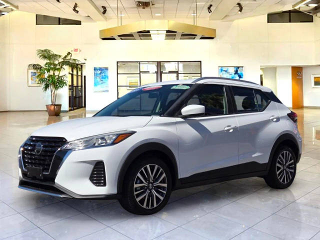 2021 Nissan Kicks SV FWD photo