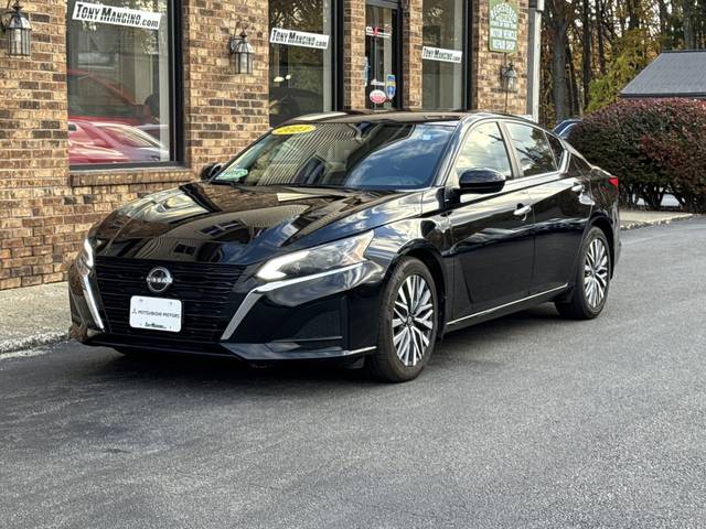2023 Nissan Altima 2.5 SV FWD photo