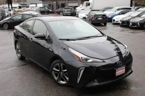 2022 Toyota Prius XLE FWD photo