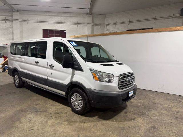 2016 Ford Transit Passenger Wagon XL RWD photo