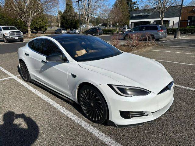 2016 Tesla Model S 60 RWD photo