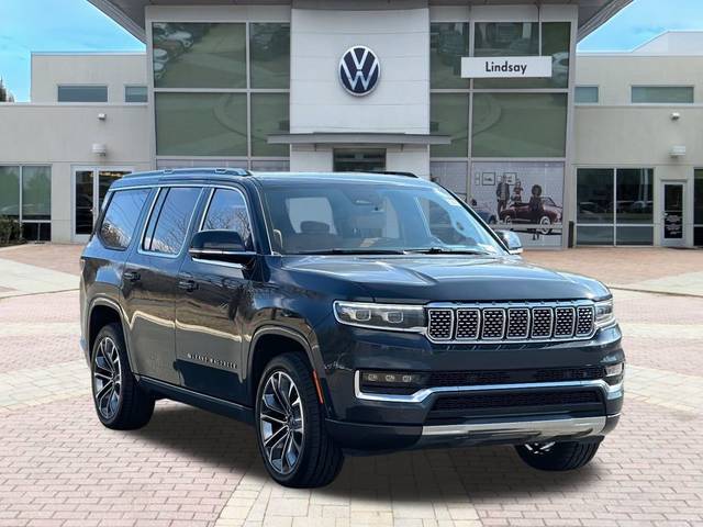 2022 Jeep Grand Wagoneer Series III 4WD photo