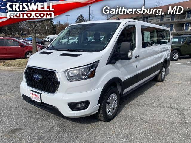 2023 Ford Transit Passenger Wagon XLT RWD photo