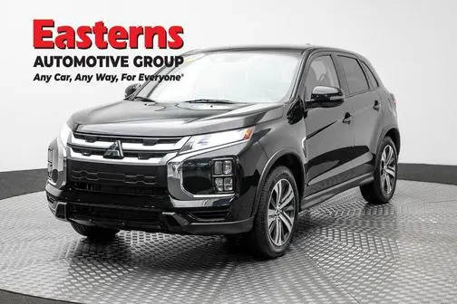 2023 Mitsubishi Outlander Sport SE 4WD photo