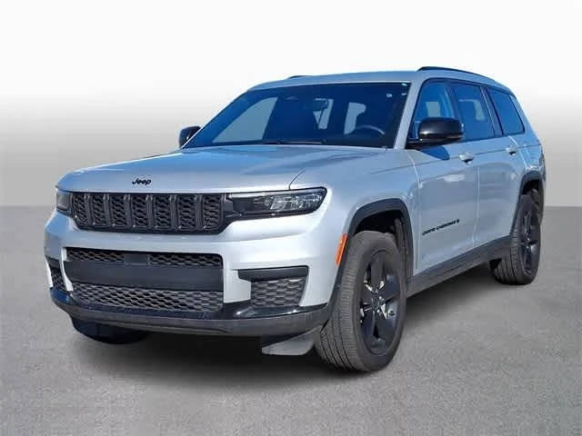 2023 Jeep Grand Cherokee L Altitude 4WD photo