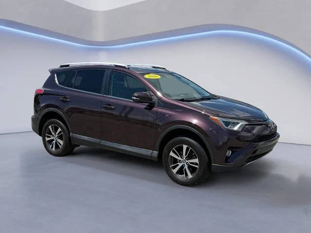 2016 Toyota RAV4 XLE AWD photo