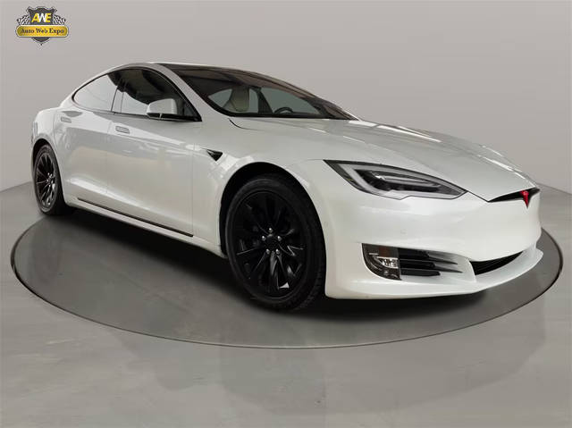 2020 Tesla Model S Long Range Plus AWD photo