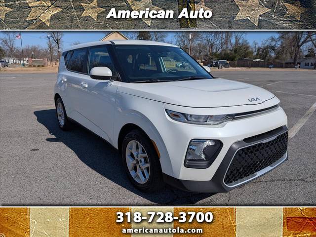 2022 Kia Soul LX FWD photo