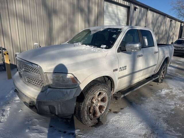 2016 Ram 1500 Laramie 4WD photo