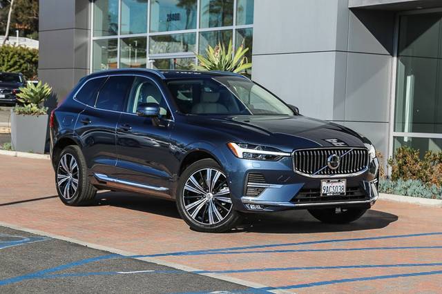 2022 Volvo XC60 Inscription FWD photo