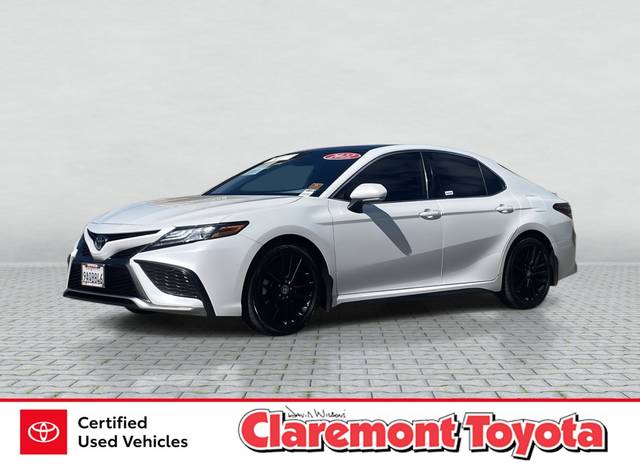 2022 Toyota Camry XSE FWD photo