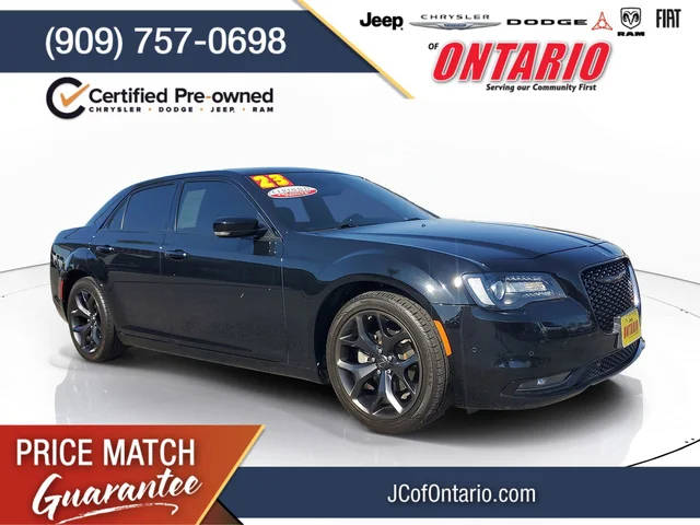 2023 Chrysler 300 300S RWD photo