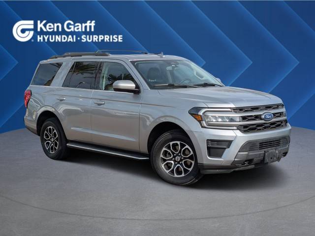 2023 Ford Expedition XLT 4WD photo