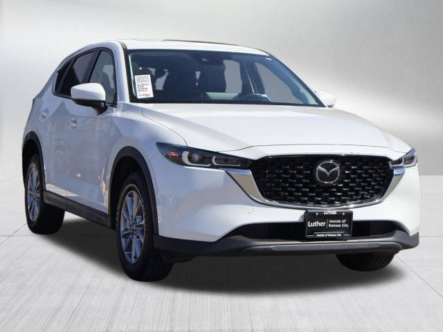 2023 Mazda CX-5 2.5 S Preferred Package AWD photo