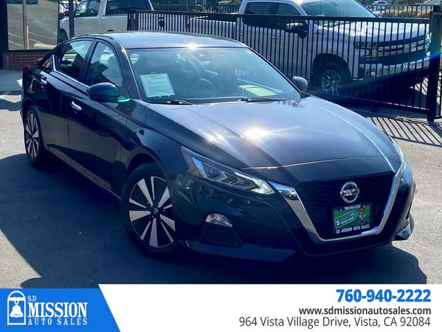 2022 Nissan Altima 2.5 SV FWD photo