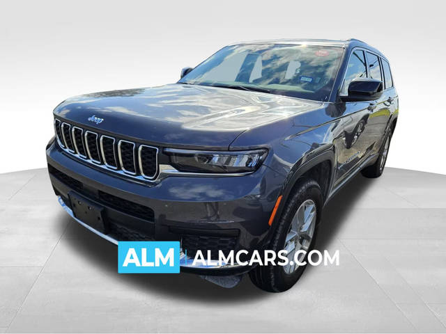 2023 Jeep Grand Cherokee L Laredo 4WD photo