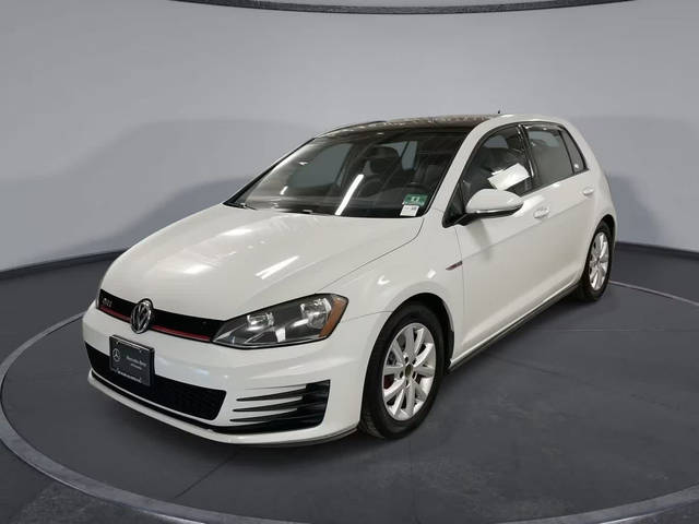 2015 Volkswagen Golf GTI SE FWD photo