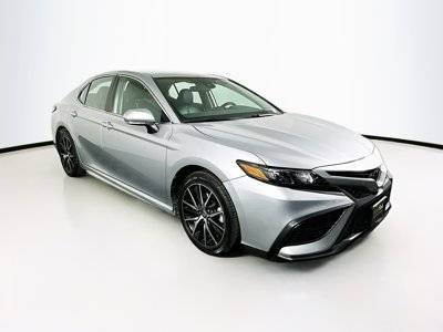 2022 Toyota Camry SE FWD photo