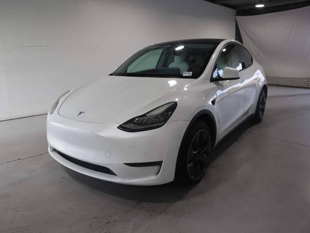 2021 Tesla Model Y Long Range AWD photo