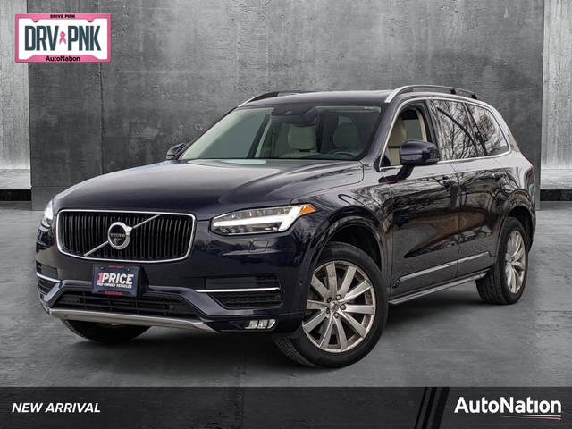 2016 Volvo XC90 T6 Momentum AWD photo