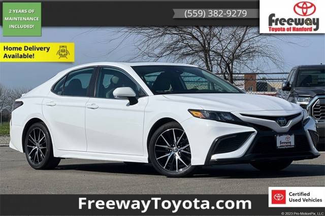 2022 Toyota Camry Hybrid SE FWD photo