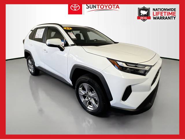 2023 Toyota RAV4 XLE FWD photo