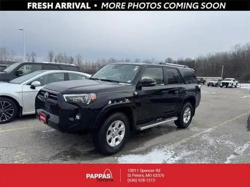 2022 Toyota 4Runner SR5 Premium 4WD photo